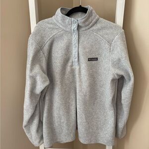 Columbia Light Gray Fleece Jacket